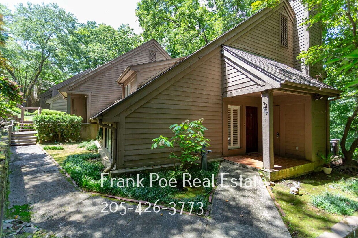 Primary Photo - Charming 3-Bedroom Condominium in Birmingham!