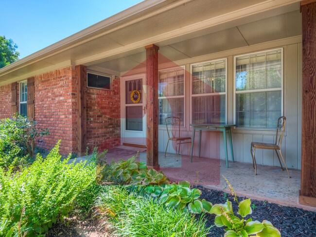 Building Photo - 2024 NW 45th St