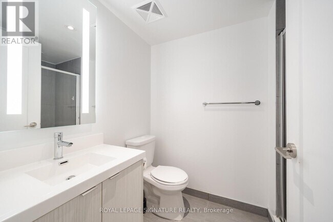 Building Photo - 5 Mabelle Ave