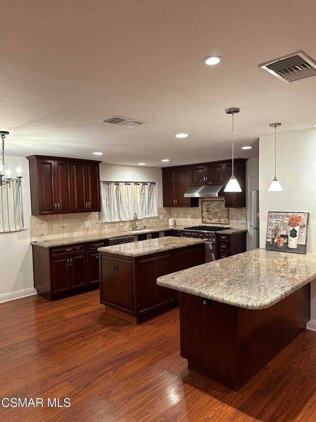 Foto del edificio - 5808 Greenview Rd
