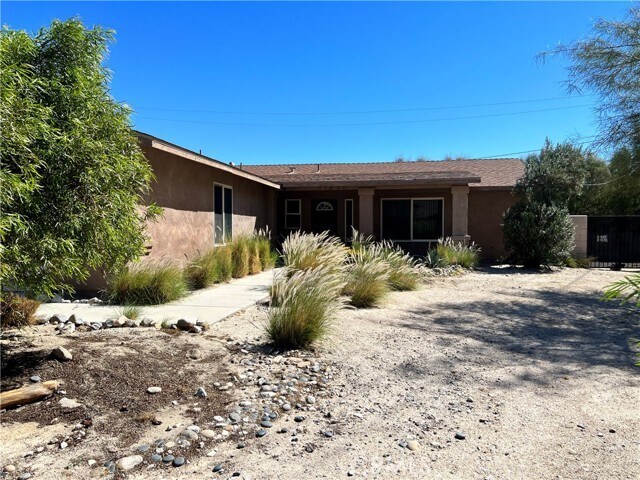 Primary Photo - 22470 Alpine Way