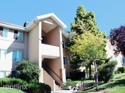 Building Photo - 3690 S Highland Dr