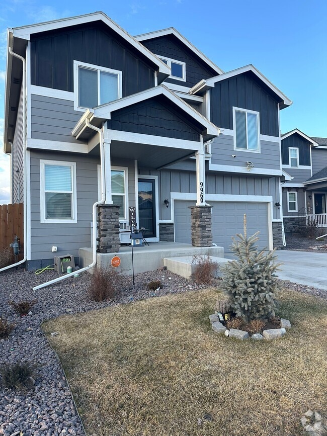 Building Photo - 9960 Castor Dr