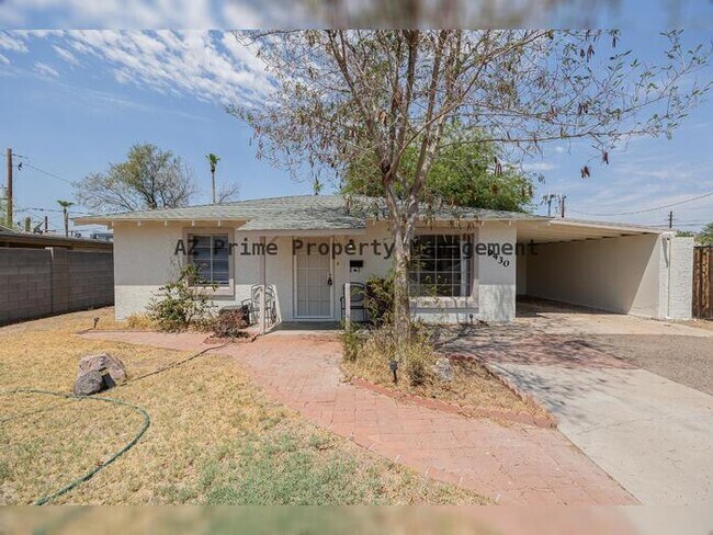 Building Photo - 9430 N 11th Pl