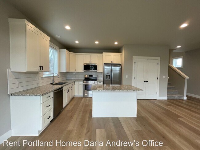 Building Photo - 4 br, 2.5 bath House - 3157 SW 41st Street