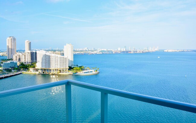 Foto del edificio - 1155 Brickell Bay Dr