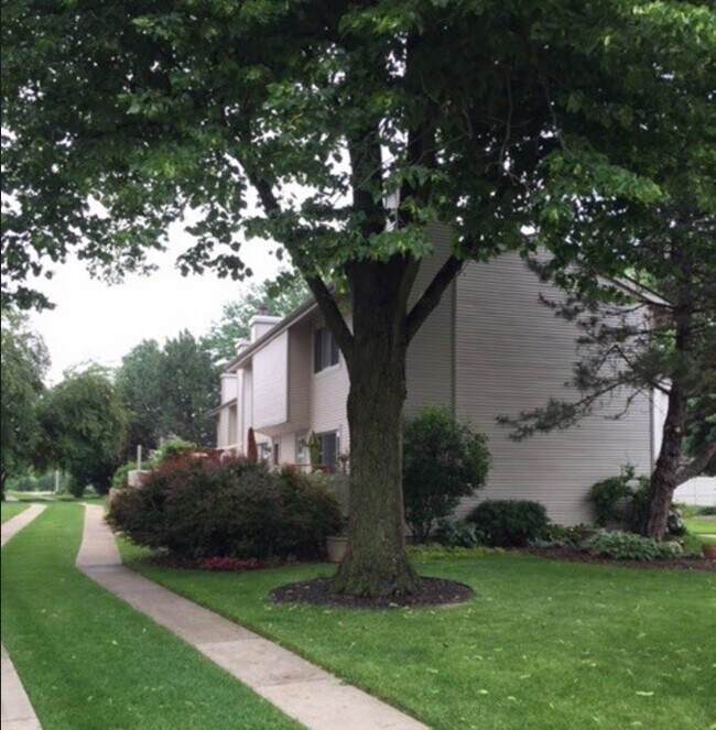 Exterior 1 - 527 Verde Dr