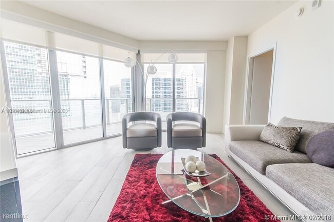 Building Photo - 2 br, 2.5 bath House - 1300 Brickell Bay D...