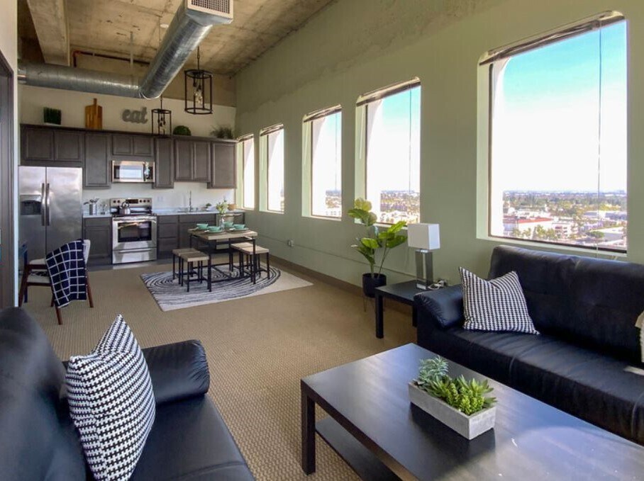 888 on Main Apartments 888 N Main St Santa Ana, CA