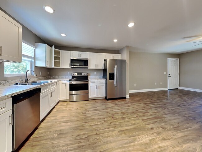 Foto del edificio - 1432 E Main St