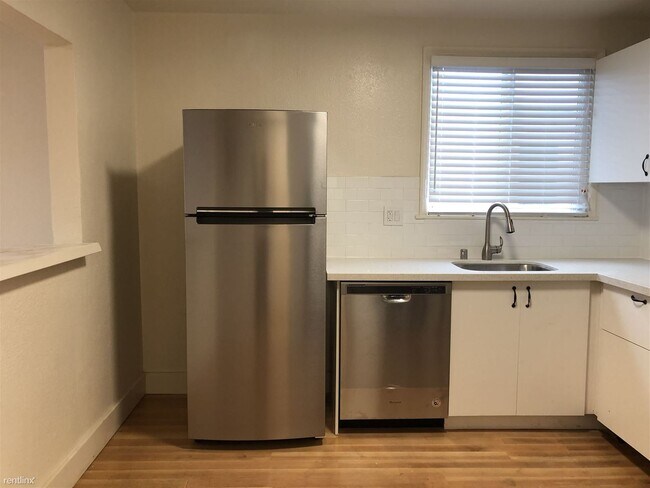 Building Photo - 1 br, 1 bath 4plex - 1219 Ashby Ave