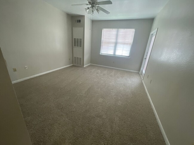 Interior Photo - The Life at Sterling Woods