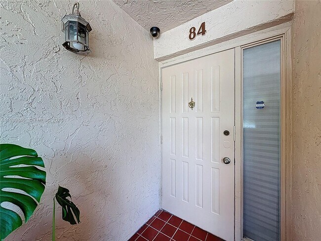 Foto del edificio - 2363 SW 15th St