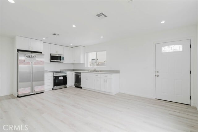 Building Photo - 10938 Olinda St