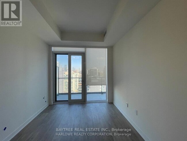 Building Photo - 135 Lower Sherbourne St