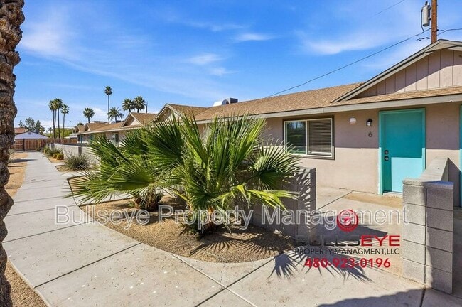 Building Photo - 840 E Turney Ave