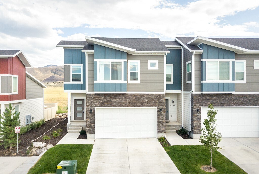 4244 E Cotton Dr, Eagle Mountain, UT 84005 Townhome Rentals in Eagle Mountain UT