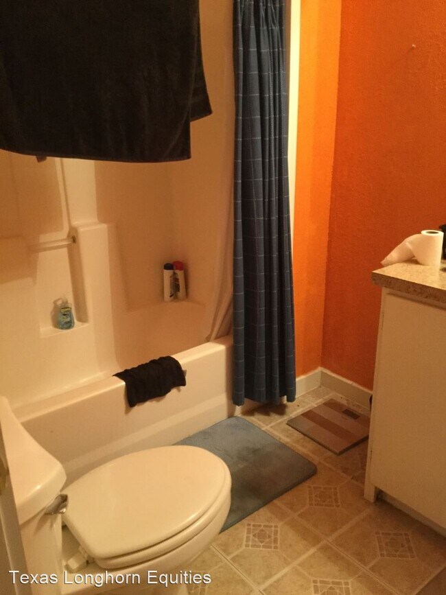 Foto del edificio - 1 br, 1 bath House - 508 W. Spring St.