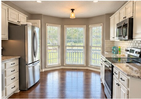 Foto del edificio - 551 Beaver Ct