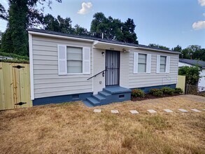 Building Photo - 4551 Sunny View Dr