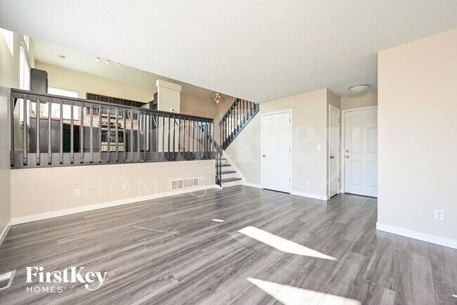 Foto del edificio - 8466 Golden Eye Drive