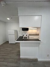 Building Photo - 5911 Grace Ln