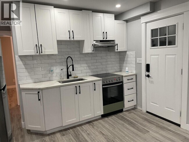 Photo du bâtiment - 4287 Napier St