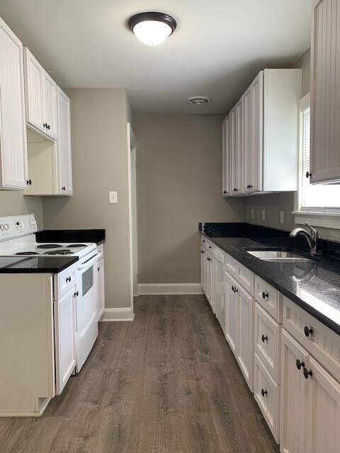 Foto del edificio - 744 Berkley Rd