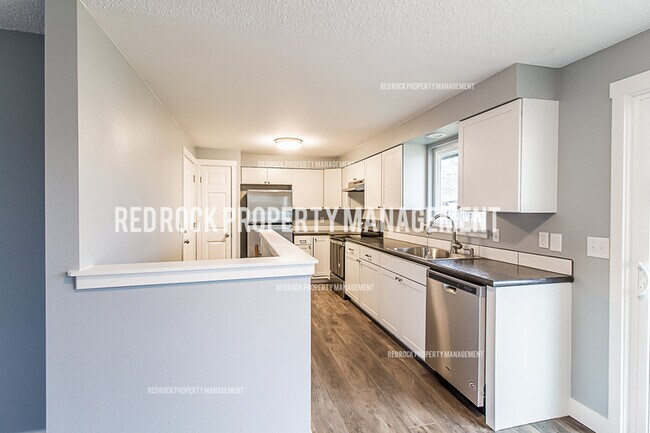 Foto del edificio - 15313 E Broadway Ave