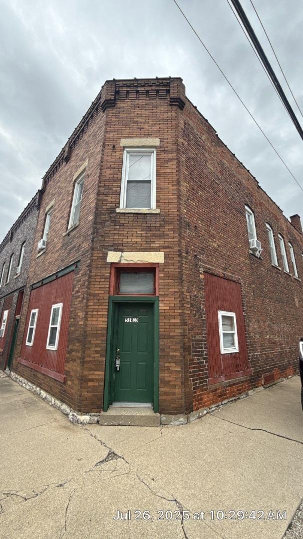 Building Photo - 518 Moen Ave