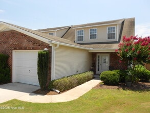 Building Photo - 3960 Winds Ridge Dr