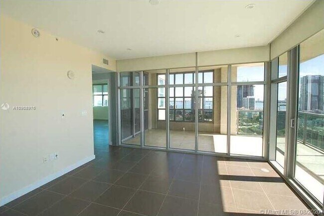 Foto del edificio - 3301 NE 1st Ave