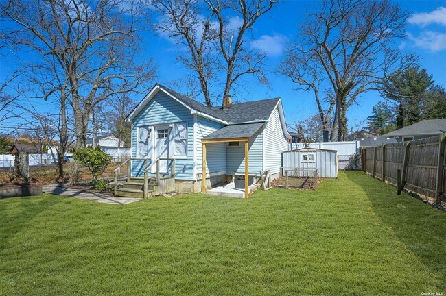 Building Photo - 427 Browns Rd