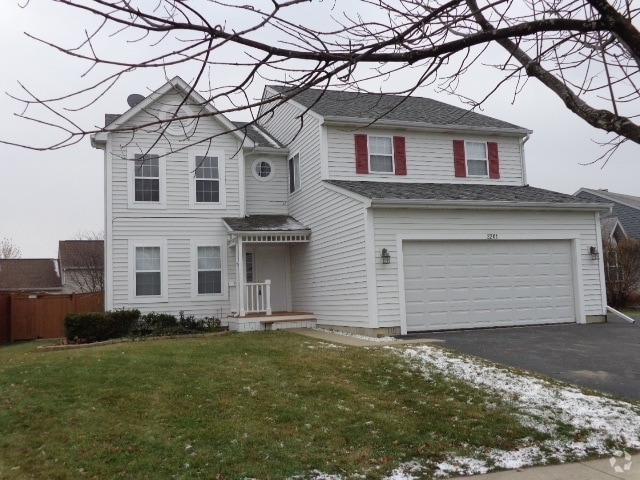 Building Photo - 2201 Oak Leaf Ln