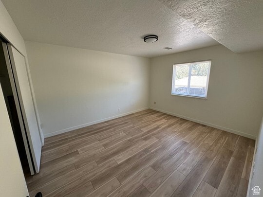 Foto del edificio - 5630 Meadow Ln
