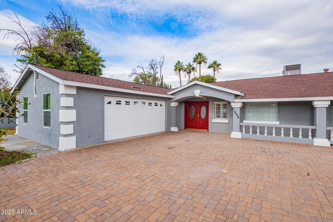 Foto del edificio - 1606 W Keim Dr