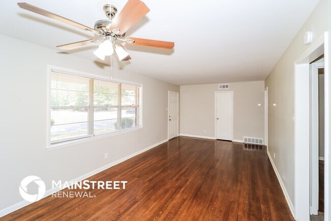 Building Photo - 3325 Northmoor Ave