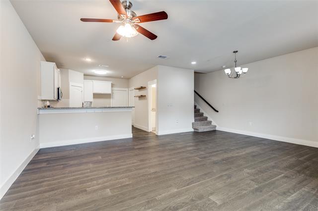 Foto del edificio - 223 Belleville Dr