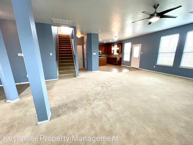 Foto del edificio - 20224 Stanley Robin Ln
