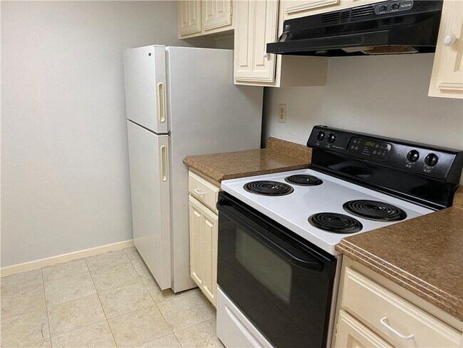 Foto del edificio - 8210 Bent Tree Rd