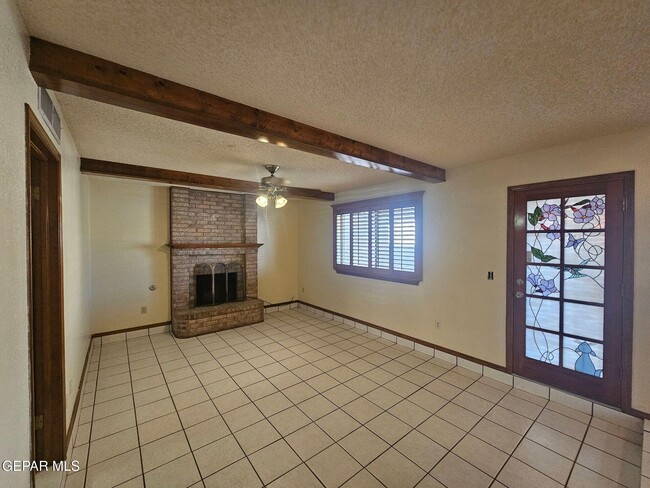 Foto del edificio - 11741 Roger Chaffee Ln