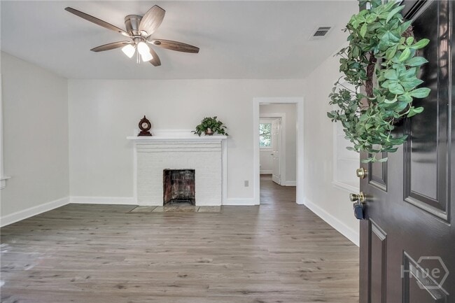 Building Photo - 405 S Baldwin Cir