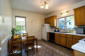 Building Photo - 3 bedroom in Somerville MA 02140