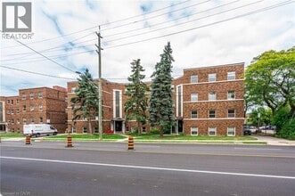 Building Photo - 452 Aberdeen Ave