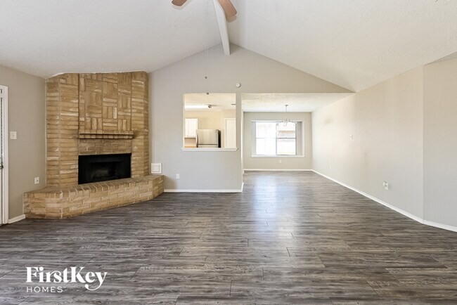 Building Photo - 1209 Canyon Springs Dr