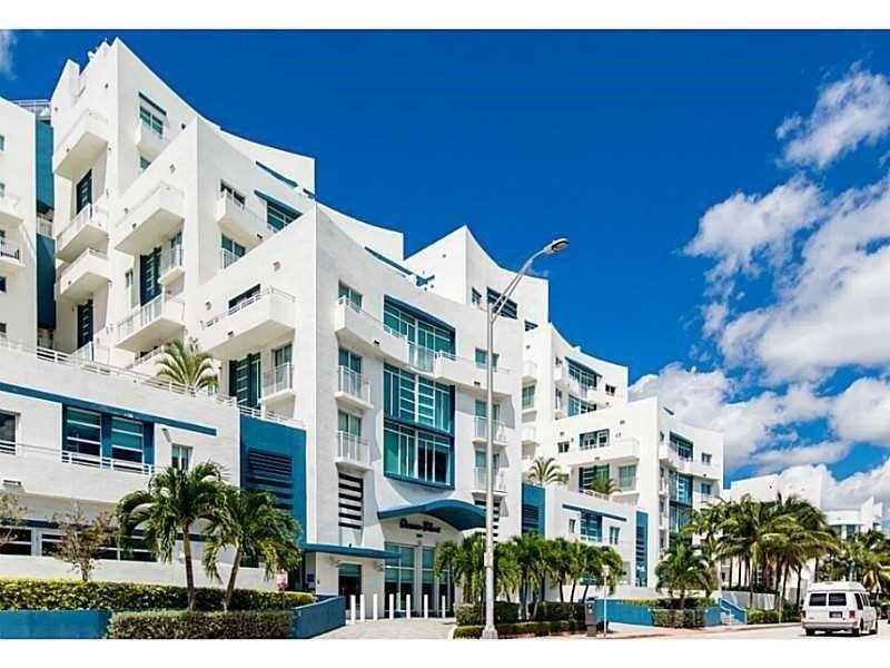 Primary Photo - 7600 Collins Ave