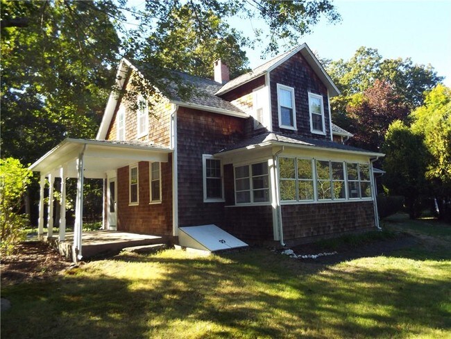 Building Photo - 46 Carr Ln