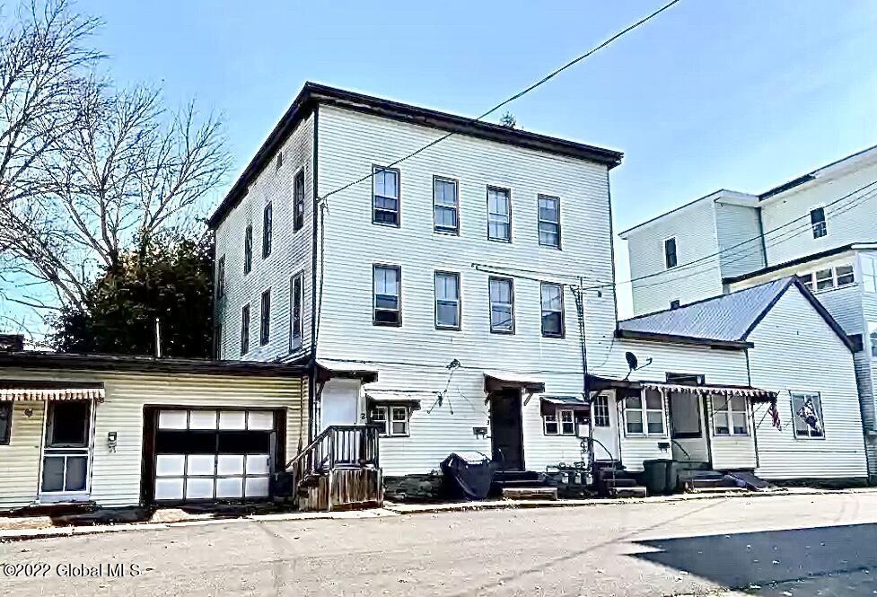 Primary Photo - 19 E State St