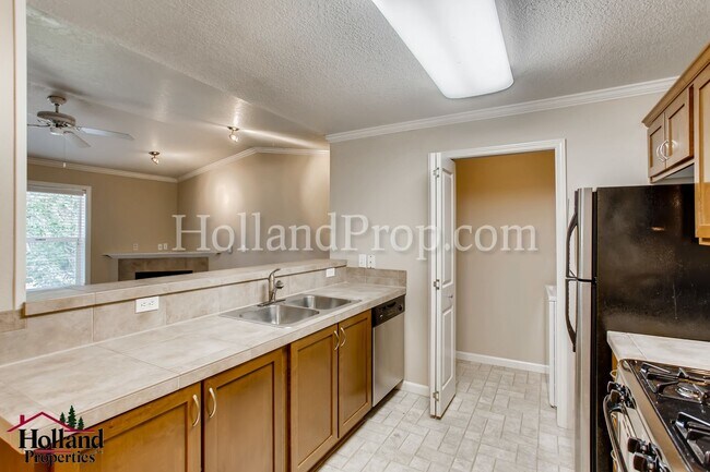 Foto del edificio - Fantastic 1 Bed, 1 Bath Condo in the Heart...