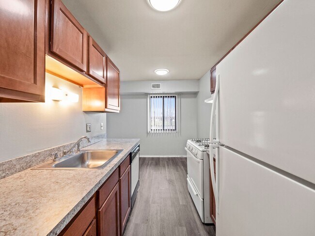 Foto del edificio - Glenwood Apartments